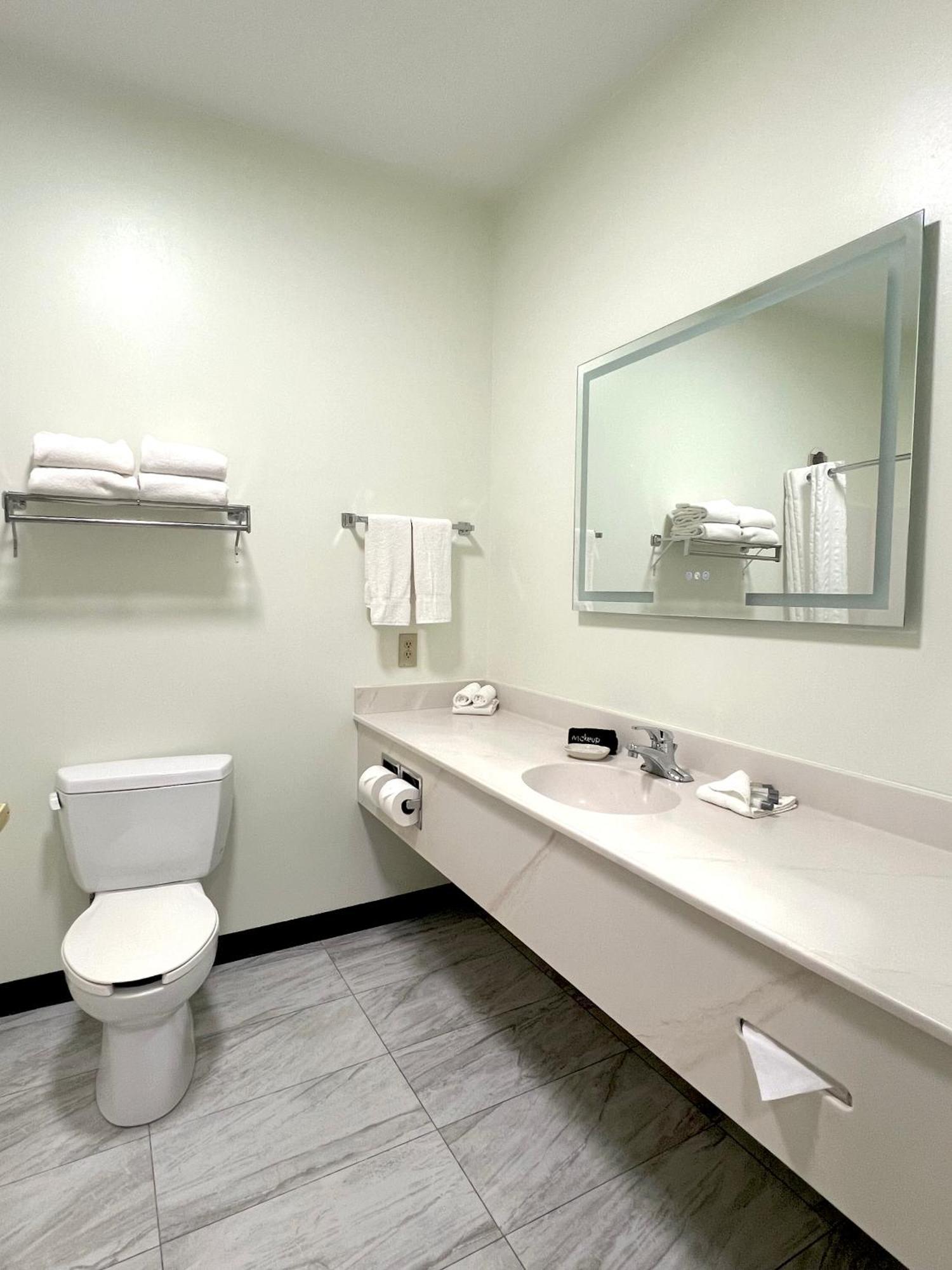 Hotel Buren 4*